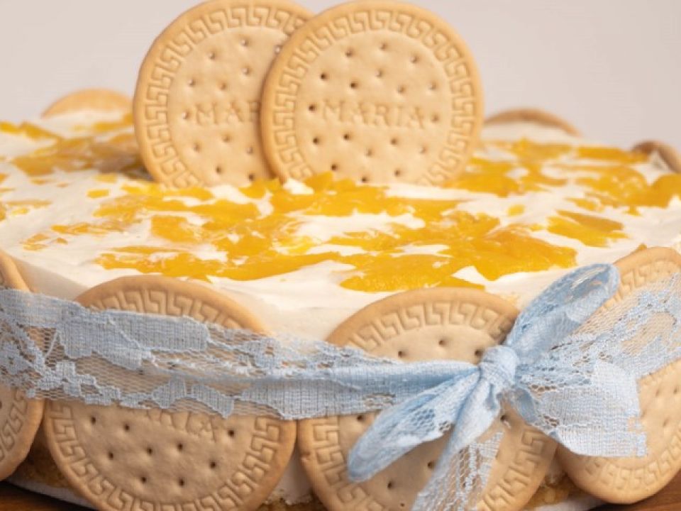 Charlota de melocotones